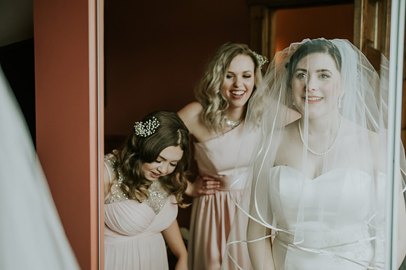 bridegetsready-95