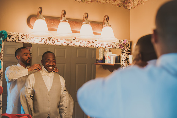 groom-gettingready-32