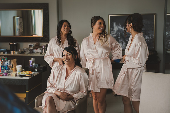 gettingready-bride-35