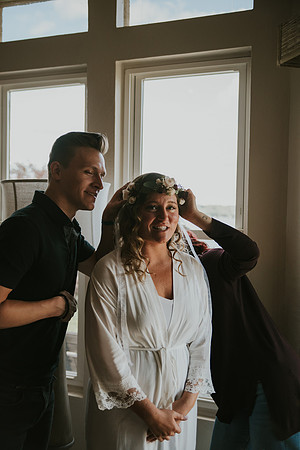 gettingready- bride-85