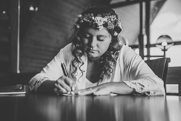 gettingready- bride-106