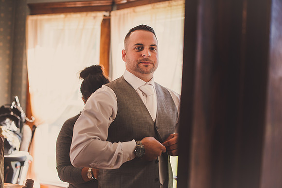 groom-51
