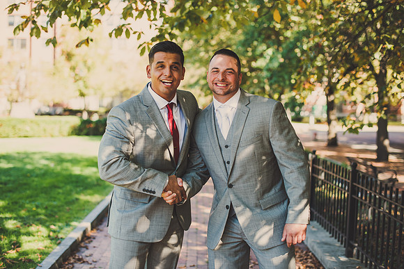 groom-100