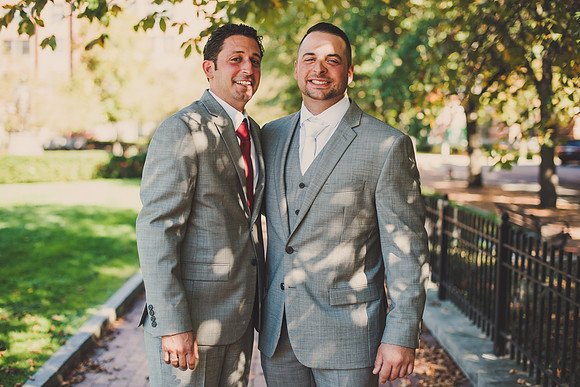 groom-111
