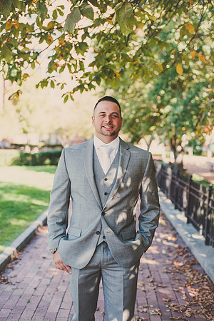 groom-77