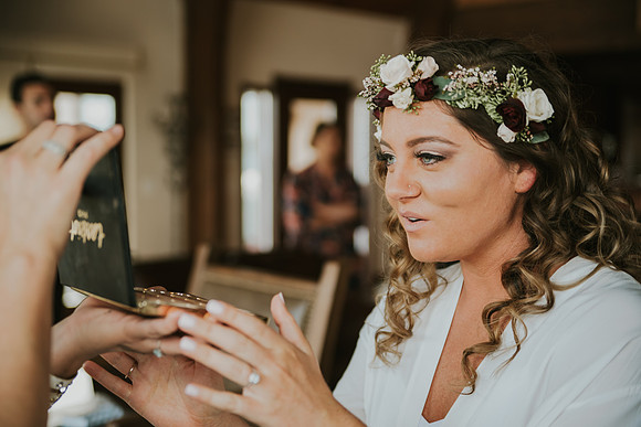 gettingready- bride-179