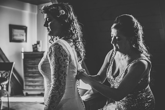 gettingready- bride-245