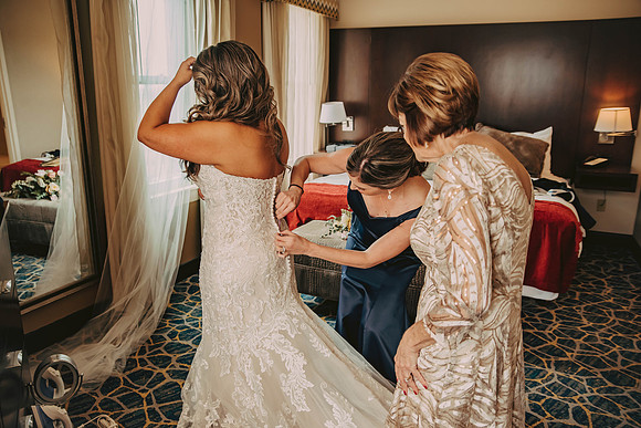 bridegettingready-46