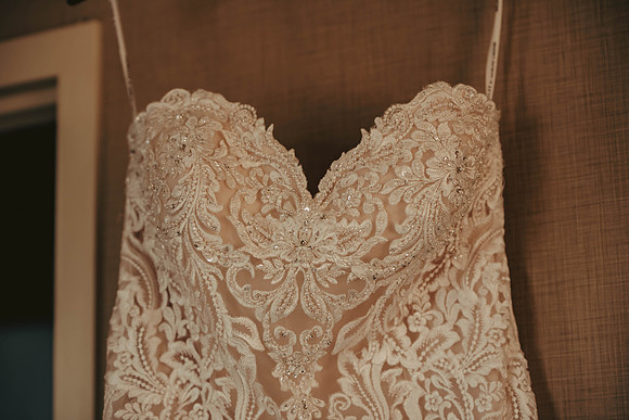 bridegettingready-12