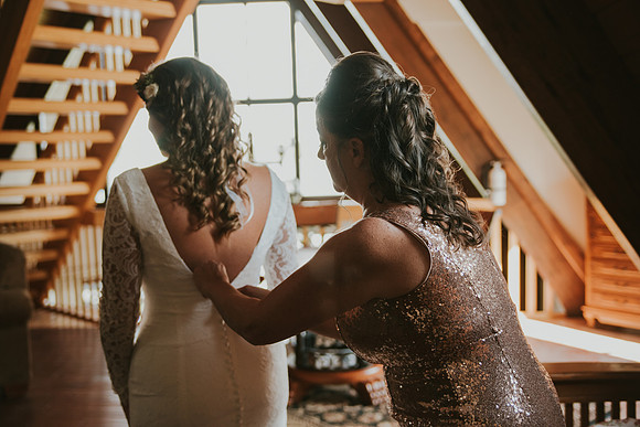 gettingready- bride-250