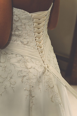 bride-gettingready-56