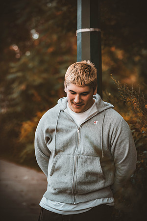 simon_senior-64