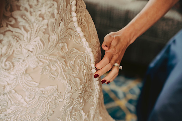 bridegettingready-43