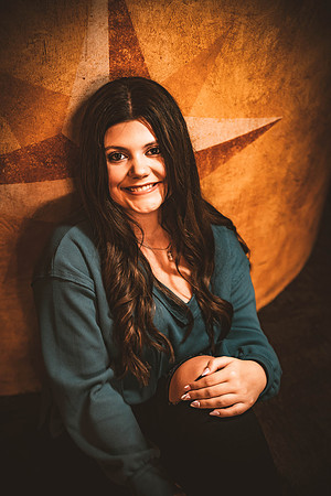 gianna-senior-60