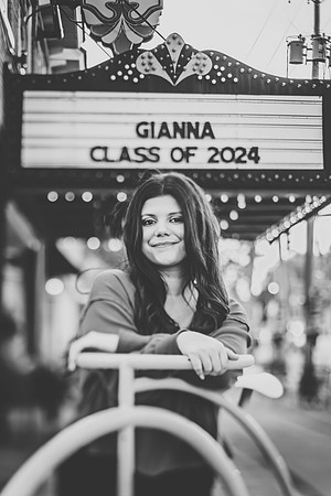 gianna-senior-77