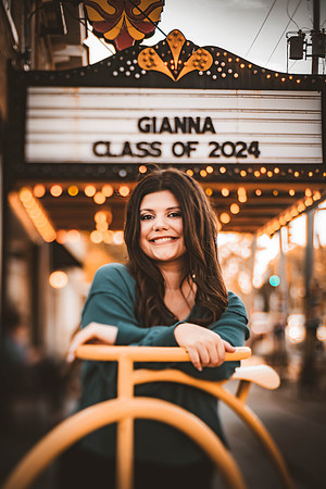 gianna-senior-78