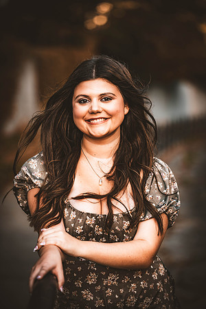 gianna-senior-121