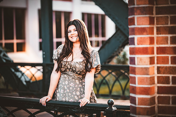 gianna-senior-125