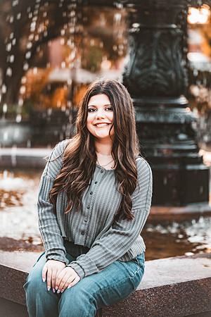 gianna-senior-160