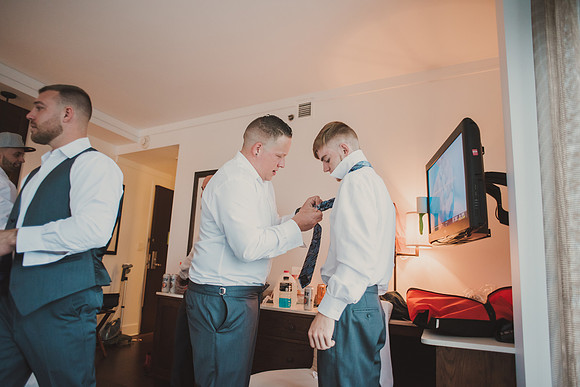 gettingreadygroom-11