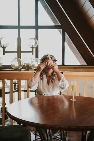 gettingready- bride-120