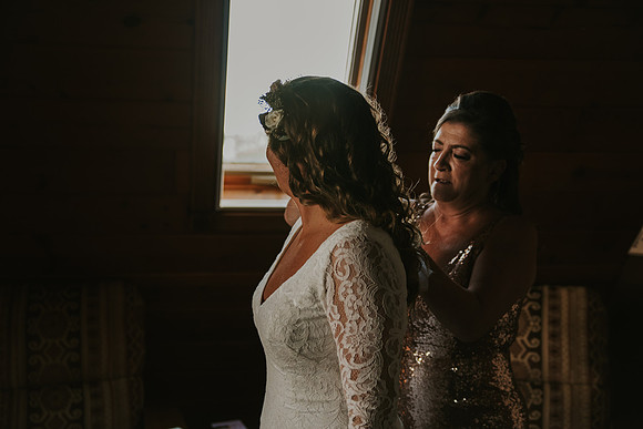 gettingready- bride-254