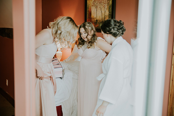 bridegetsready-55