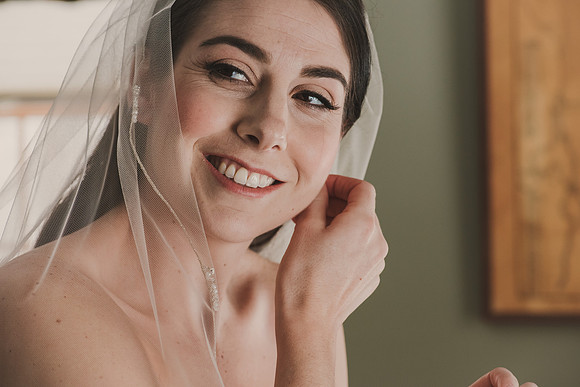 bridegettingready-49