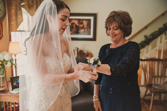 bridegettingready-59