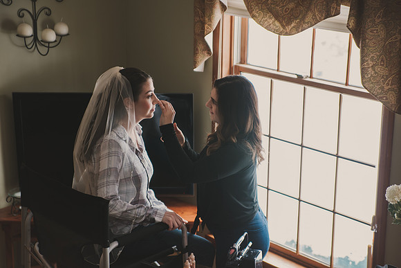 bridegettingready-8