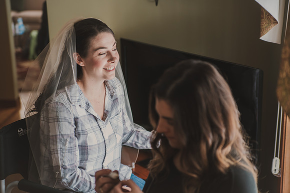 bridegettingready-2