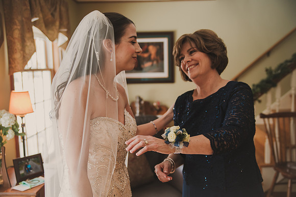 bridegettingready-60