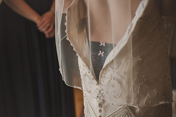 bridegettingready-50