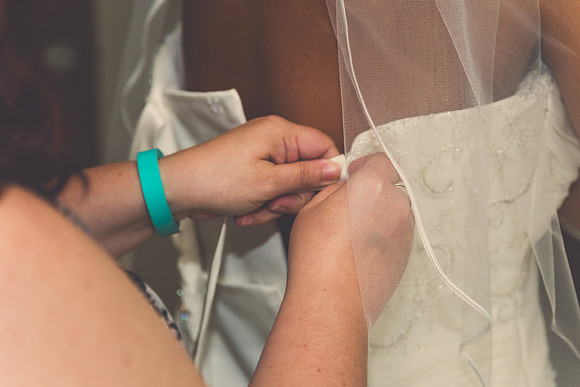 bride-gettingready-49