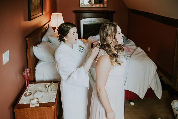 bridegetsready-63