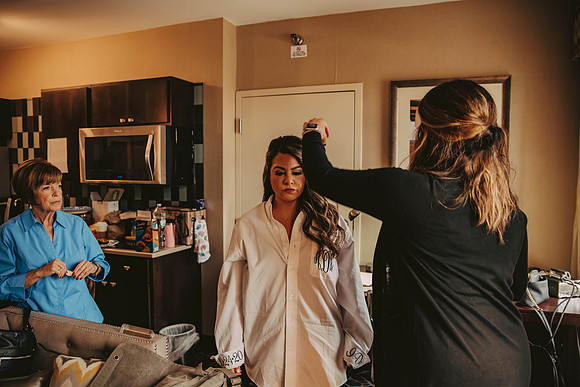 bridegettingready-17