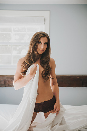 kelsey-boudoir-125
