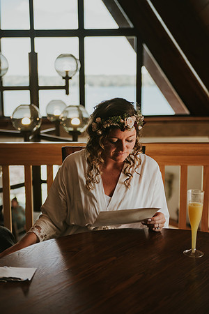 gettingready- bride-138