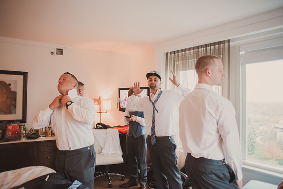 gettingreadygroom-19