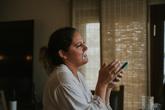 gettingready- bride-42
