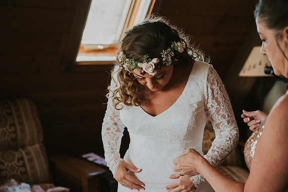 gettingready- bride-238