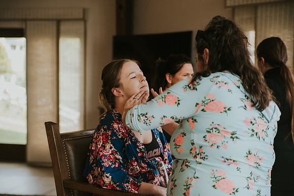 gettingready- bride-33