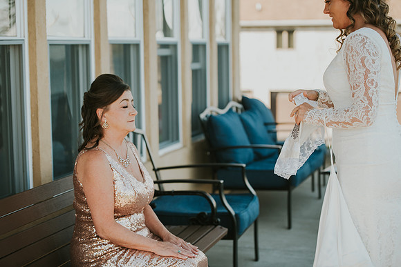 gettingready- bride-269