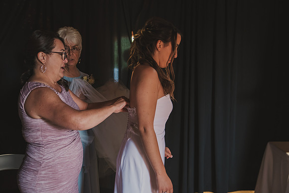 gettingready-50