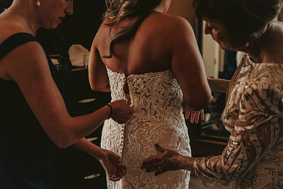 bridegettingready-40