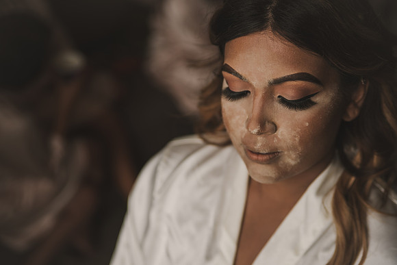 gettingready-bride-5