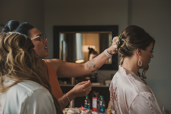gettingready-bride-58