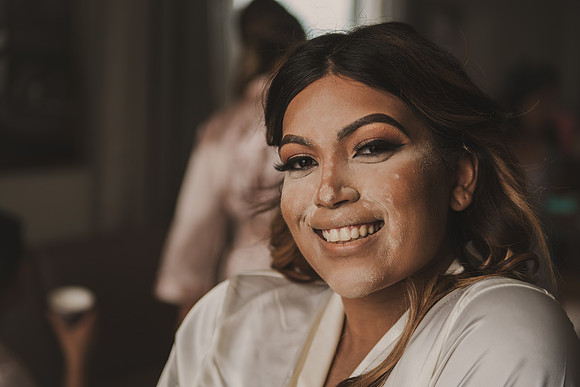 gettingready-bride-3