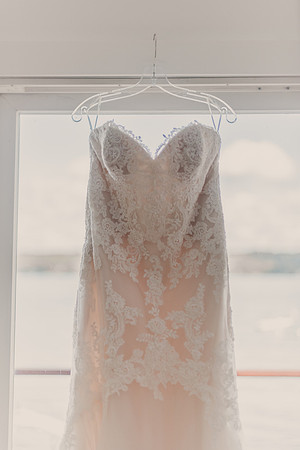 gettingready-bride-2