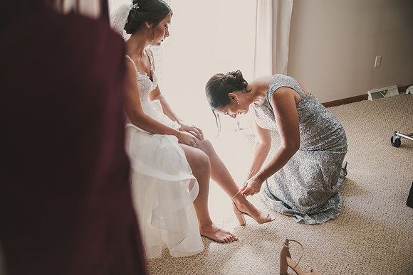 bride-gettingready-96